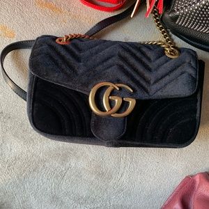 Gucci GG Marmont Mini Velvet Shoulder Bag - Black